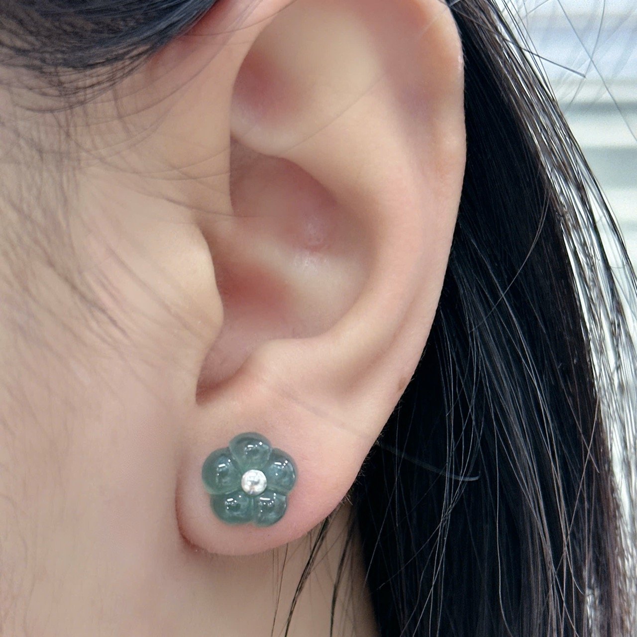 Hoa Tai Lam Ngọc Bông Hoa Mai Xinh Xinh Đuôi Bạc S925 🌸🌼🌺